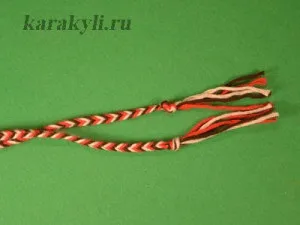 Пояс з ниток для тканинної ляльки своїми руками, каракулі
