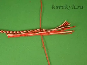 Пояс з ниток для тканинної ляльки своїми руками, каракулі