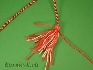 Пояс з ниток для тканинної ляльки своїми руками, каракулі