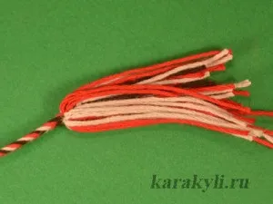 Пояс з ниток для тканинної ляльки своїми руками, каракулі