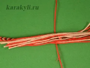 Пояс з ниток для тканинної ляльки своїми руками, каракулі