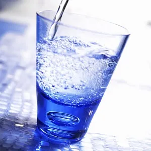 Як вода допомагає худнути