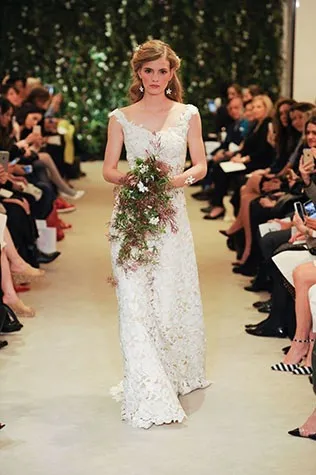 Колекція весільних суконь carolina herrera весна-літо 2016 (білосніжне плаття.) Колекція весільних суконь carolina herrera весна-літо 2016