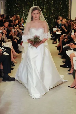 Колекція весільних суконь carolina herrera весна-літо 2016 (плаття бюст'є) Колекція весільних суконь carolina herrera весна-літо 2016