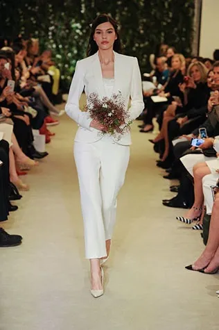 Колекція весільних суконь carolina herrera весна-літо 2016 (плаття бюст'є) Колекція весільних суконь carolina herrera весна-літо 2016