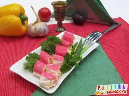 Крабові палички фаршировані сиром і помідорами (фото-рецепт) (рецепт крабові палички фаршировані) Крабові палички фаршировані сиром і помідорами (фото-рецепт)