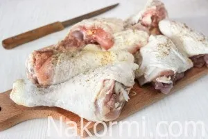 Курка в сметанному соусі на сковороді рецепт з фото, секрети господині (сковороді) Курка в сметанному соусі на сковороді рецепт з фото, секрети господині