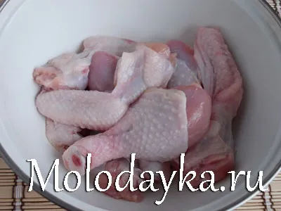 Курка з апельсинами і корицею в духовці (апельсинами) Курка з апельсинами і корицею в духовці