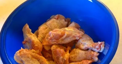 Курячі крильця в духовці смачні рецепти з фото (смачні) Курячі крильця в духовці смачні рецепти з фото