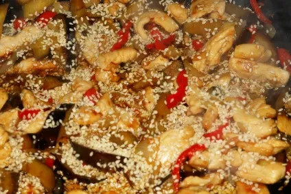 Куряче філе по-китайськи з овочами і рисом - як приготувати курку по-китайськи, покроковий рецепт з (куряче) Куряче філе по-китайськи з овочами і рисом - як приготувати курку по-китайськи, покроковий рецепт з