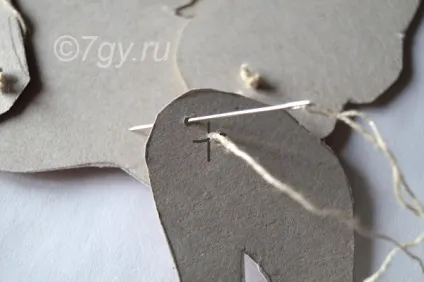 Конячка з картону і ниток з рухомими частинами з відео (картону) Конячка з картону і ниток з рухомими частинами з відео