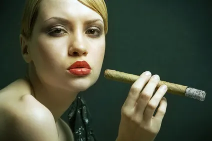 Легендарні кубинські сигари історія, тонкощі виробництва і цікаві факти (тютюнова індустрія) Легендарні кубинські сигари історія, тонкощі виробництва і цікаві факти
