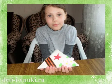Ліпимо овочі і фрукти з пластиліну, діти і внуки (фрукти) Ліпимо овочі і фрукти з пластиліну, діти і внуки