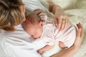 Містить у новонароджених симптоми, лікування і профілактика (новонароджених) Містить у новонароджених симптоми, лікування і профілактика