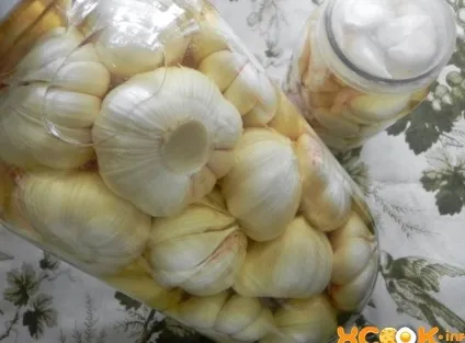 Маринований часник на зиму цілими головками рецепт (зиму) Маринований часник на зиму цілими головками рецепт