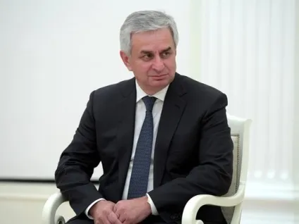 Президент Абхазії Хаджимба винні у вбивстві Украінаніна отримають жорстке покарання - політика