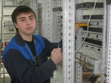 Монтажник зв'язку хто це і чим він займається (монтажник) Монтажник зв'язку хто це і чим він займається