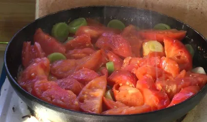 Чи можна смажити опеньки з помідорами на зиму рецепти приготування грибів з томатами (помідорами) Чи можна смажити опеньки з помідорами на зиму рецепти приготування грибів з томатами