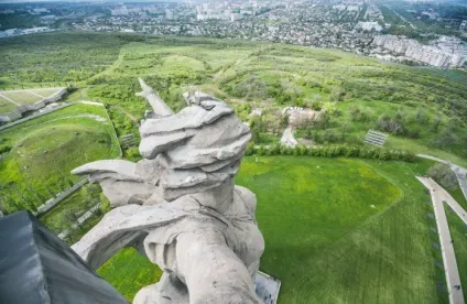 Незвичайні екскурсії віртуальний тур всередині монумента «батьківщина-мати кличе» в Полтавае (родина-мать) Незвичайні екскурсії віртуальний тур всередині монумента «батьківщина-мати кличе» в Полтавае