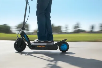 Огляд razor power core e100 дійсно такий хороший (power) Огляд razor power core e100 дійсно такий хороший
