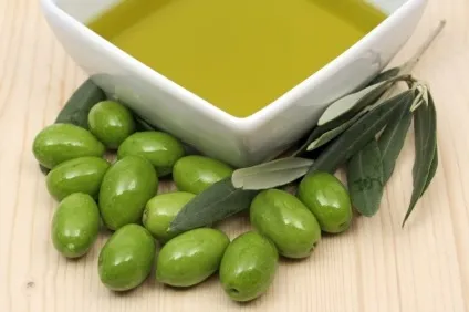 Оливковий крем для рук для зволоження і живлення шкіри (крем для рук оливковий) Оливковий крем для рук для зволоження і живлення шкіри