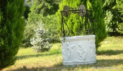 Оздоблення колодязів варіанти облицювання верхніх кілець, застосування дерева, каменю, сайдингу (відео та фото) (варіанти) Оздоблення колодязів варіанти облицювання верхніх кілець, застосування дерева, каменю, сайдингу (відео та фото)