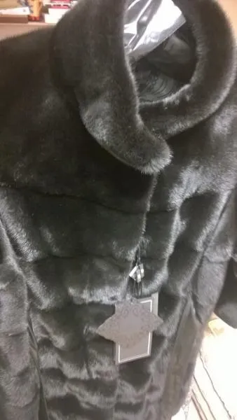Оцініть шубку black velvet, будь ласка! (Шубку) Оцініть шубку black velvet, будь ласка!