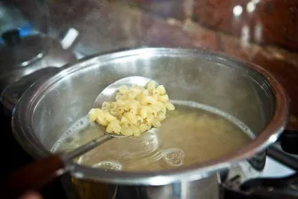 Відварені макарони з маслом - рецепт сучасної домашньої кухні з фото (страви з курки) Відварені макарони з маслом - рецепт сучасної домашньої кухні з фото