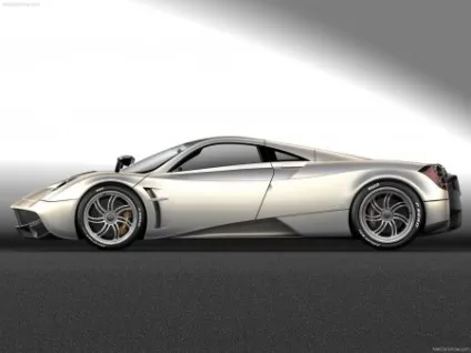 Pagani huayra - фото, характеристика, опис, ціни (пройти найсуворіші) Pagani huayra - фото, характеристика, опис, ціни