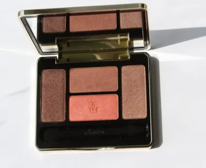 Палітра тіней guerlain ecrin 4 couleurs 14 les fauves відгук і макіяж, elia chaba (oriflame) Палітра тіней guerlain ecrin 4 couleurs 14 les fauves відгук і макіяж, elia chaba