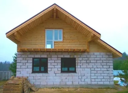 Проекти комбінованих будинків і заміських котеджів з цегли та дерева (комбінованих) Проекти комбінованих будинків і заміських котеджів з цегли та дерева