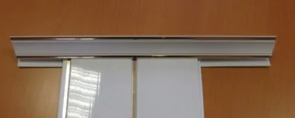 Пластикові плінтуси для стелі відео-інструкція по монтажу своїми руками, як кріпити, яким (плінтуса) Пластикові плінтуси для стелі відео-інструкція по монтажу своїми руками, як кріпити, яким