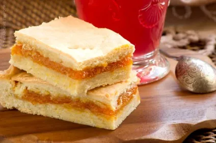 Пиріг з курагою (простий, татарський, з родзинками) рецепти