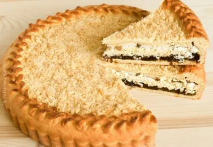 Пиріг з курагою (простий, татарський, з родзинками) рецепти