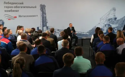 Чому ціна на нафту в світі падає, а на бензин вУкаіни - зростає (світі) Чому ціна на нафту в світі падає, а на бензин вУкаіни - зростає