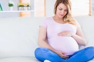 Чому жовтіє листя у розсади помідор як з цим боротися (помідор) Чому жовтіє листя у розсади помідор як з цим боротися