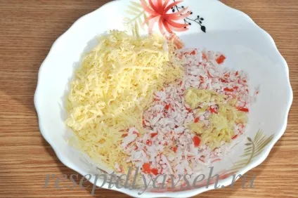 Помідори фаршировані крабовими паличками (фаршировані) Помідори фаршировані крабовими паличками