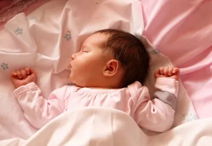 Розвиток дитини в 1 місяць життя