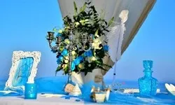 Розкішне весілля у моря на крите