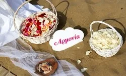 Розкішне весілля у моря на крите