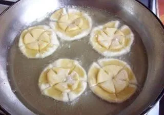 Рецепт хмизу - трояндочки - з покроковими фото (рецепт) Рецепт хмизу - трояндочки - з покроковими фото