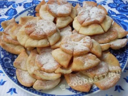 Рецепт хмизу - трояндочки - з покроковими фото (рецепт) Рецепт хмизу - трояндочки - з покроковими фото