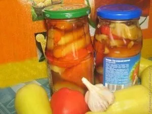 Салатний перець консервований