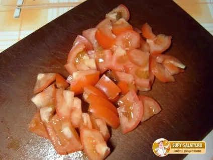 Салат з помідорами і солоними огірками (салату з помідорами і солоними огірками рецепт) Салат з помідорами і солоними огірками