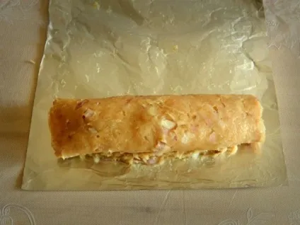 Рулет з курячої грудки з грибами, з сиром, з чорносливом (рулет з курячої грудки) Рулет з курячої грудки з грибами, з сиром, з чорносливом