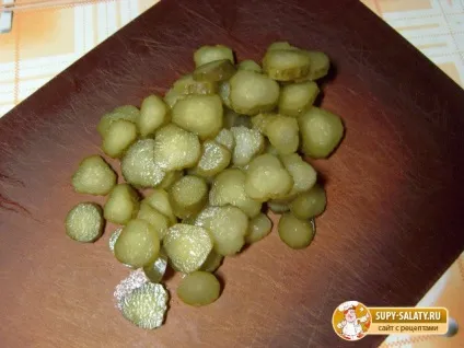 Салат з помідорами і солоними огірками (огірками) Салат з помідорами і солоними огірками