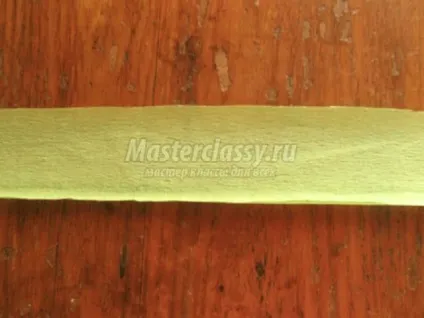 Серце з квітами з гофрованого паперу (серце квітами гофрованого паперу) Серце з квітами з гофрованого паперу