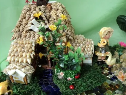 Скриньки з черепашок