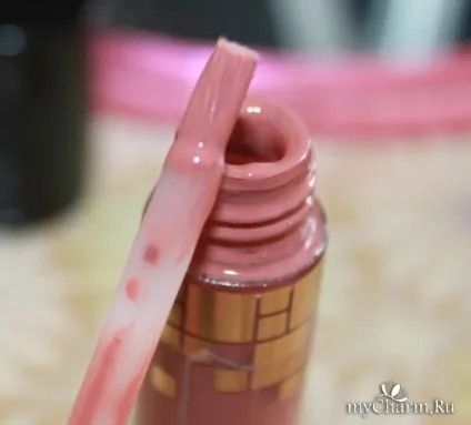 Шикарний блиск для губ, відповідний кожній дівчині! Art-visage lacquer gloss глянсовий блиск для губ (кожної) Шикарний блиск для губ, відповідний кожній дівчині! Art-visage lacquer gloss глянсовий блиск для губ