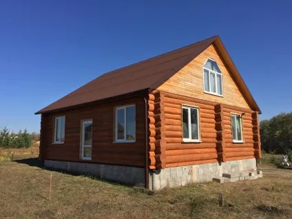 Будувати, а не імітувати